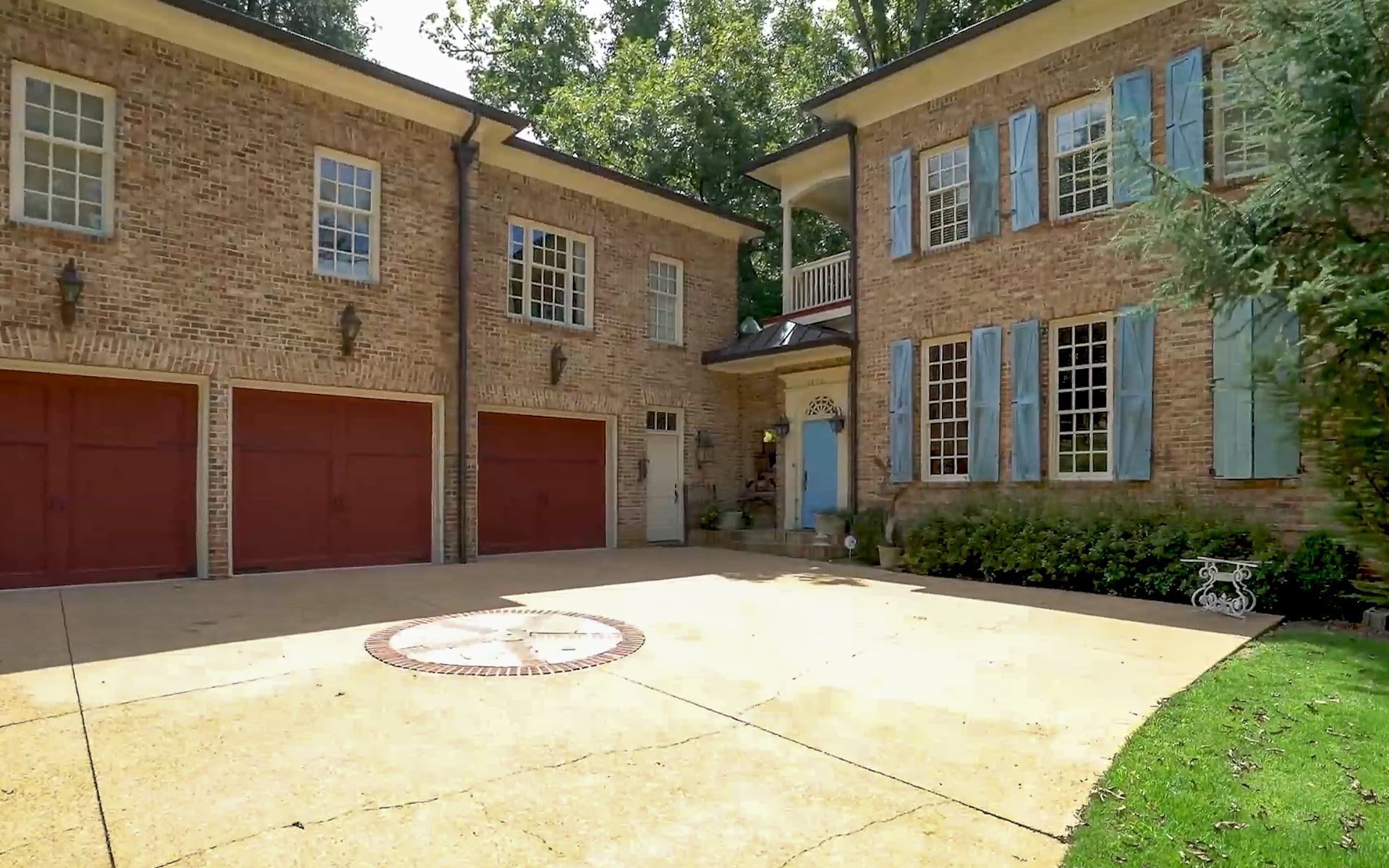 2710 Mabry Road, a custom home built by Trish Byce